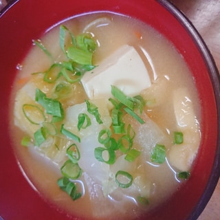 具だくさん！食べるお味噌汁